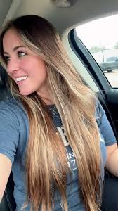 Is Katherine Salom Married