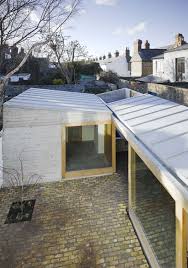 Gallery Of Laneway Wall Garden House Donaghy Dimond Architects 9 Architecture Building Design Roof Architecture