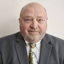 Ken Cox's Instagram, Twitter & Facebook