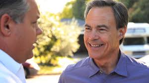 Straus girds for battle with two challengers