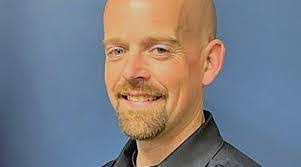 Chris Thull's Instagram, Twitter & Facebook