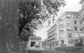 We found one dictionary with english definitions that includes the word malacca general hospital: Malaysia Malacca Front View Of Malacca General Hospital