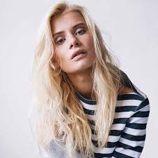 Evin ahmad gjorde även huvudrollen i dröm vidare, en roll som hon guldbaggenominerades för. The Rain On Twitter Stay Dry Stay Alive And Welcome Clara Rosager Evin Ahmad And Natalie Madueno To The Crew