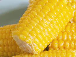 Please refer to the nutrition facts label seen to the left for a full breakdown of complete nutrition found in a corn on the cob. Fresh Corn On The Cob Nutrition Facts Eat This Much