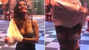 Lock Upp: Poonam Pandey goes topless on show, removes T-shirt | TV - Times  of India Videos