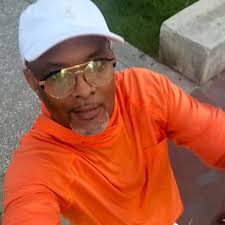 This is 50 cent when he lost all that weight for a movie