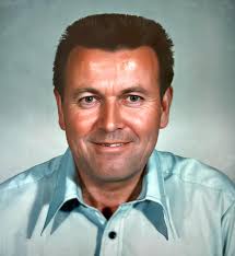 My father in law John Britton turns a sprightly 90 in a few days, he was  the first head at Great Sankey and was there for a long time. Does anyone  remember