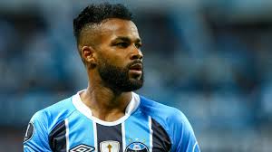 Check out his latest detailed stats including goals, assists, strengths & weaknesses and match ratings. Fernandinho Leaves Gremio For Chinese Super League Goal Com