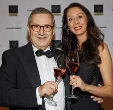 Dezember 2020 war hofer chefredakteur der tagesschau und ab 1985 nachrichtenredakteur im programm. Tagesschau Chefsprecher Jan Hofer Als Ich Sie Fragte Ob Sie Mich Heiraten Will Weinte Sie Welt