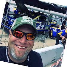 Andy Estock's Instagram, Twitter & Facebook