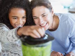 Wheatgrass benefits: Nutrition, side effects, and warnings