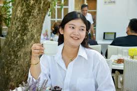 How Belle Delphine Makes $1.2 Million Per Month On OnlyFans | by Alvin Ang  | The Affirmations Of Alvin Ang | Medium