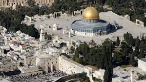 Berbicara tentang tanah palestina, tentu yang terbayang di benak kita adalah sosok bangunan masjidil aqsa. Fakta Fakta Al Aqsa Tapak Nabi Muhammad Hingga Pembantaian Umat