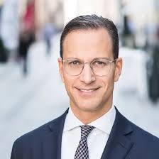 Dr. Michael Bernhardt, Corporate Attorney, Frankfurt