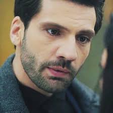 Tatli Sevimli Kaanurgancioglu Karasevda Emirkozcuoglu Karizmatikadam Yahusuklu Cool Gulusu Yakisikli Turkish Cinema Human Kara