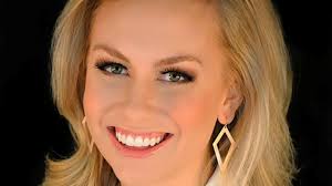 Hannah Lomax's Instagram, Twitter & Facebook