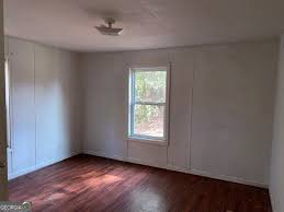 216 Howard Road, Barnesville, GA 30204