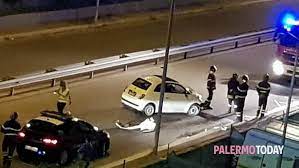 Updated on feb 04, 2021. Incidente In Via Sandro Pertini Auto Contro Guardrail Feriti Due Giovani