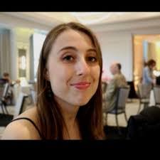 Pia Singh's Instagram, Twitter & Facebook