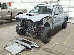 You are currently viewing as a guest! 2017 Toyota Tacoma Dou 5tfcz5an4hx101216 Photos Poctra Com