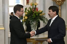 Állunk rendelkezésre a bevándorlással kapcsolatos vitára. Gulyas Gergely Ader Janos Daily News Hungary