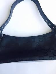 Maybe you would like to learn more about one of these? Vintage Guess Bag 90s Guess Handbag Small Black Bag Vintage Black Guess Tote Shoulder Bag Guess Handbag Small Guess Bag Guess Handbags Guess Bags Handbag