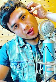 Pelea de reporteros! Aquí en Aguascalientes no hemos llegado a esto, ¿o sí?  👀. Patty Cuevas y Gabo Cuevas, reporteros de espectáculos.