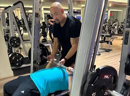 Staten Island muscle up gym Member Anthony begun his Fitness Journey last  October 2022. Up to this point October 2023 Anthony has so far lost 60lbs  with consistent dedication towards diet and