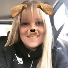 Voy a ordenar mi habitación. Yo después de guardar un calcetín: