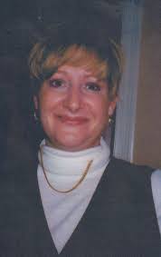 Roslyn Maxwell's Instagram, Twitter & Facebook