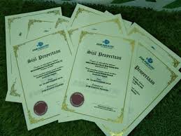 Buat design sijil yang akan dibanggakan oleh penerima anugerah. Sijil Penghargaan Permintaan Dari Al Hassan Printing Facebook