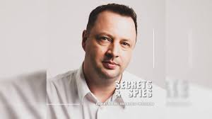 S9 Ep41: Body Language and Lie Detection with Gavin Stone