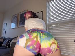 @babygirlnoells video Tweet