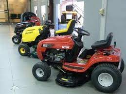 รถต ดหญ า รถต ดหญ าน งข บและแบบเข น ม หลายร นให เล อกใช งานตามสภาพพ นท และย งม รถต ดหญ าในสนามกอล ฟ สนใจต ดต อเข ามาท 083 188 9101