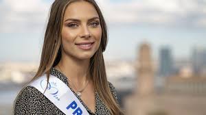 April benayoum est la première dauphine d'amandine petit, miss france 2021. Insultes Racistes Et Antisemites Contre Miss Provence Le Concours Miss France 2021 Terni Sur Les Reseaux