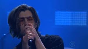 17 músicos de apoyo imprescindibles para los conciertos de grandes bandas —  Alternavivo