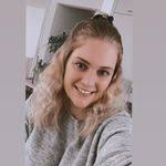 Michelle Ingold's Instagram, Twitter & Facebook