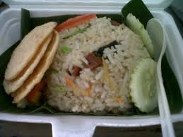 Siap dihidangkan ikan tenggiri goreng bersama dengan nasi putih hangat. Nasi Goreng Ikan Asin Picture Of Socrates Vegan Hut Medan Tripadvisor