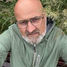 Polizei löst nicht genehmigte Rave-Party auf In der Nacht von Samstag auf  Sonntag hat die Polizei Bad Saulgau eine nicht genehmigte  Musikveranstaltung in einem Waldgebiet zwischen Mengen und Rulfingen  aufgelöst, nachdem sich