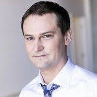 Shawn Holmes's Instagram, Twitter & Facebook