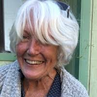 Donna Schuh's Instagram, Twitter & Facebook