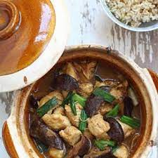 Clay Pot Chicken With Mushroom Recipe Yummly Recipe Asian Recipes Cooking Chinese Food Easy Asian Recipes