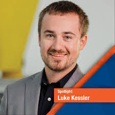 Kiana Caban's Instagram, Twitter & Facebook