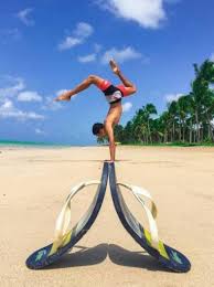 30 Forced Perspective Photography Ideas You Need To Steal Design Inspiration Inc Forced Perspective Photography Perspective Photography Photography