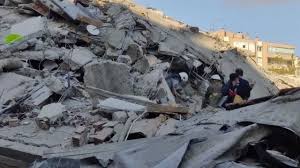 Earthquake en inglés) es un movimiento de tipo tierra introducido en la primera generación. Terremoto En Grecia Y Turquia El Sismo En El Mar Egeo Causa Al Menos 39 Muertos Destrozos Y Un Minitsunami Bbc News Mundo