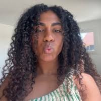 200+ profils pour “Beverley”