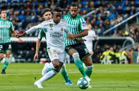 In madrid, karim benzema (real betis balompie) gets his head to the ball but the strike is cleared by an untiring defence. Real Madrid Predicted Xi Vs Real Betis Vinicius Junior Is The Best Option