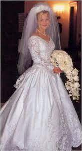 Beautiful Wedding Dress And Flowers Actress Candace Cameron Married Russian Nhl Hockey Player Va Famous Wedding Dresses Celebrity Bride Wedding Gowns Vintage