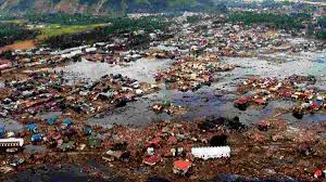 Tahun 2009, gempa bumi dekat padang menewaskan lebih dari 1.000 orang. Gempa Tsunami Aceh 2004 Terdahsyat Ketiga Di Dunia Ini Faktanya Harapan Rakyat Online