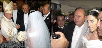 Tanto josé carlos como paulina se han visto involucrado en escándalos por el. Recuerdan El Dia Que A Carlos Romero Deschamps Le Negaron La Publicacion De La Boda De Su Hijo Clase